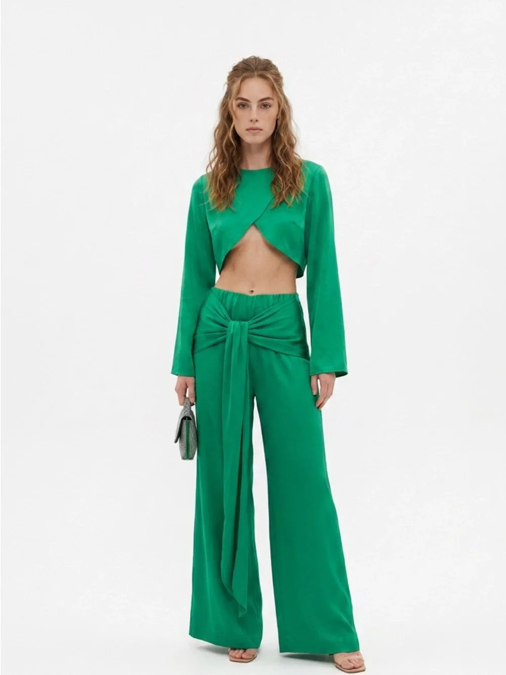 AKIRA 2 PCS Emerald Green High-Waist Wide-Leg Tie Front Pants with matching Top - Picture 1 of 6